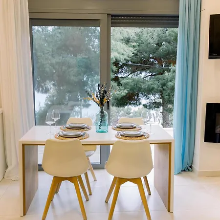 Apartament Eutuxia *